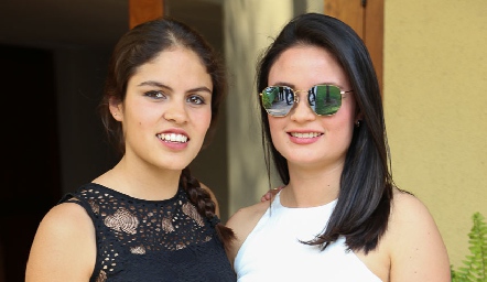  Mariana Limón y Mili Mercado.