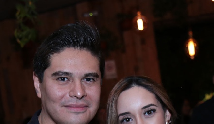  Edgardo Longoria y Valeria Pérez.