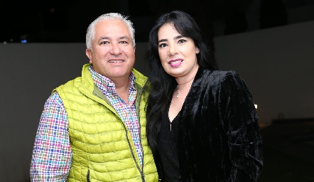  Guillermo Báez y Beatriz Canseco.