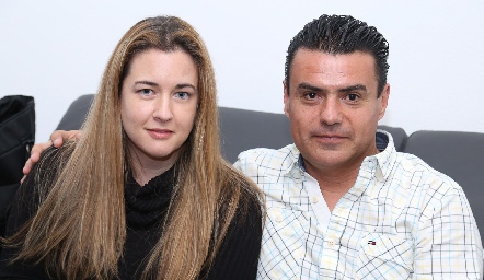  Marcela y Alejandro Ortiz.