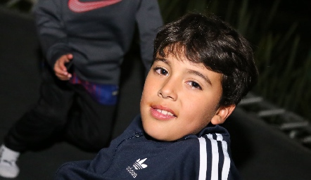  Andrés.