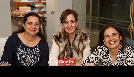  Cristina Alcalde, Yolanda Payán y Vero Alcalde .