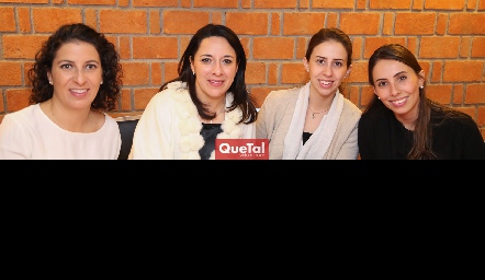  Claudia Flores, Lorena Flores, María Espinosa y Olga Espinosa.