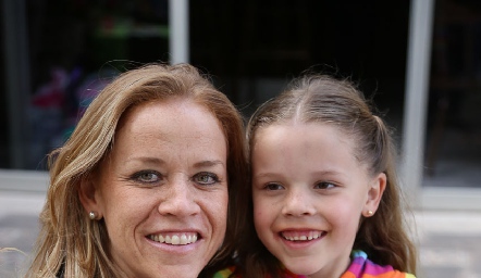  Mariana Torres y Dani.