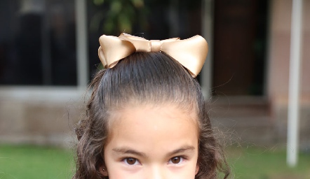  María Inés.