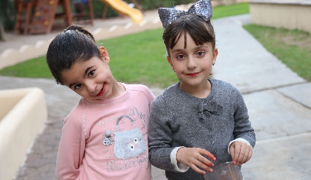  Nelly y Gaby.