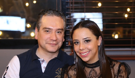  Claudio Castillo y Mónica de la Vega.