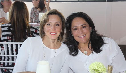  Beatriz Lavín y Laura Rodríguez.