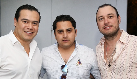 Manuel Zacarías, Alejandro Fernández y Luis González.
