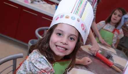  Almudena.