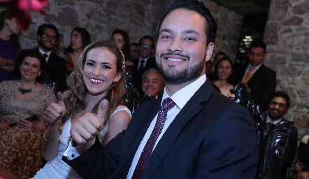  Laura Cadena y Roberto Alcalde ya son esposos.