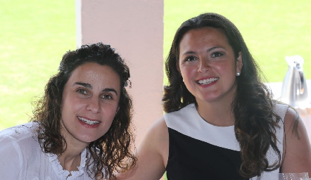  Yolanda Pérez y Nuria Lozano.