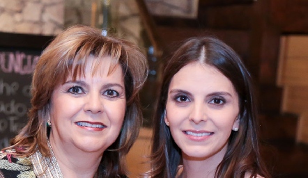  Leticia Escudero y Claudia Gutiérrez.