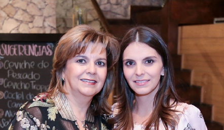  Leticia Escudero y Claudia Gutiérrez.