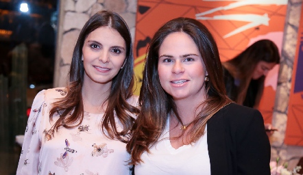 Claudia Gutiérrez y Marianne Velasco.