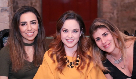  Itziar Curiel, Ali Díaz Infante y Sofía Múzquiz.