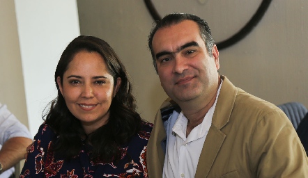  Maru Tapia y Raúl Reynoso.