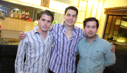  Los primos Felipe Palau, Tito Fernández y José Zendejas.