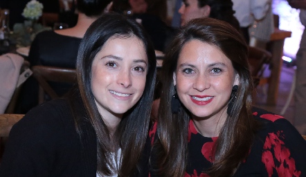  Mary Cruz Ortuño y Julene Arzola.