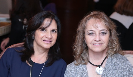  Rosario de Ortuño y Lorena González.