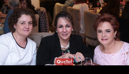  Rosy Flores, Lila González y Pilar Mora.