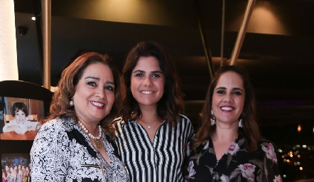  Pily Leos, Valeria Siller y Gaby Payán.
