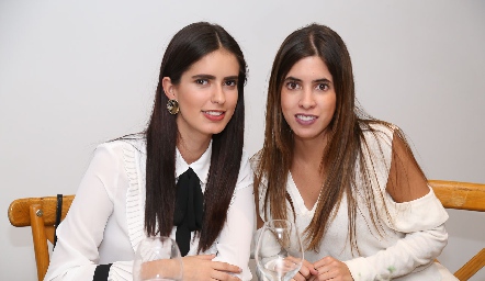  Paulina Nieto y Daniela Güemes.