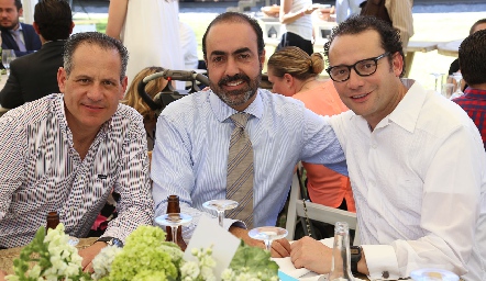  Ramón Gómez, Gustavo Puente y Xavier Nava.