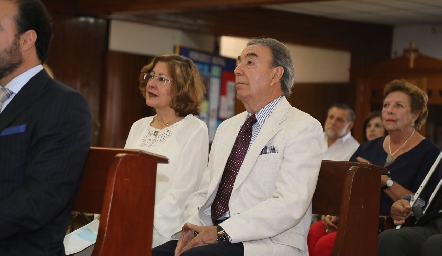  Nancy y Gustavo Puente abuelos de Daniel.