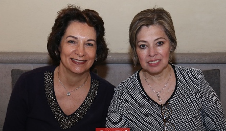  Rosy González y Nancy Triana.
