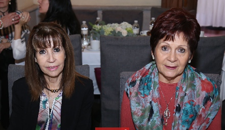  Isabel Hervert y Guadalupe Macilla.