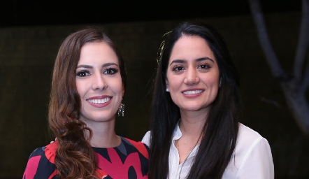  Andrea Naya y Katia Gómez.