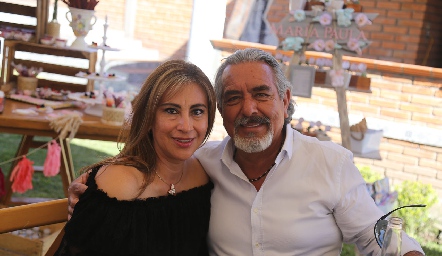  Arlette Picazo y Jaime Solis.