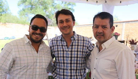  Miguel Ángel Valdez, Sergio Benavente y Obed Gutiérrez.