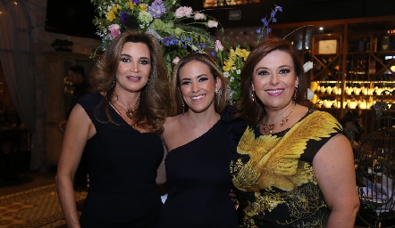  Bertha Barragán, Laura Cadena y Laura Rodríguez.