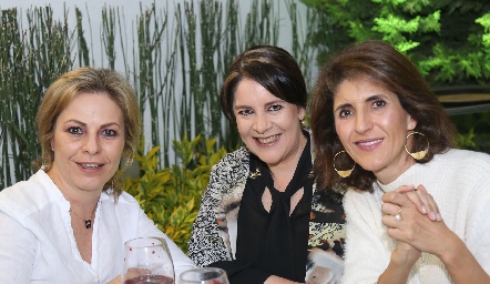  Marcela González, Beatriz Carpizo y Rocío Güemes.