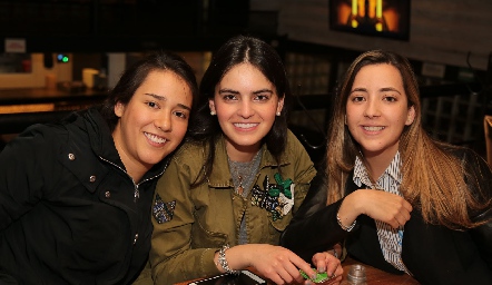 Paulina Hinojosa, Adriana Olmos e Isabel Alba.