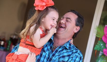  Emilio Heinze con su hija Mariaemilia.