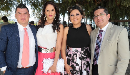  Adrián Aguilar, Verónica Díaz, Leonor Aguilar y Vicente Ortiz.