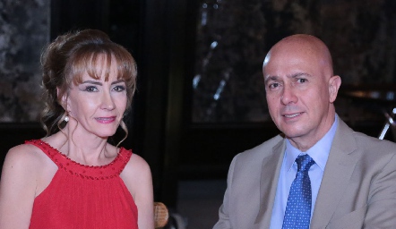 Cristina Pérez Del Pozo y Emilio Cueli.