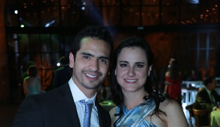  Héctor Hernández y Susana Schekaibán.