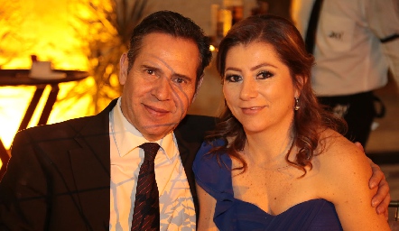  Mauricio Monsiváis y Cristina Pérez.
