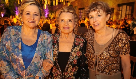  Patricia, Rita y Lilia Llamazares.