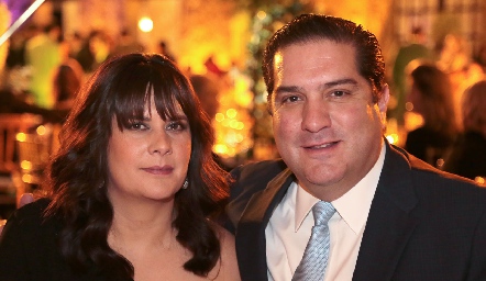  Erika Gómez y Fernando Macías.