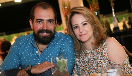  Germán De Luna e Ingrid Pérez.