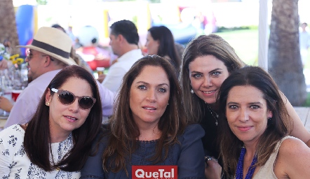  Alba Altamirano, Claudia Altamirano, Martha Leija y Daniela Calderón.
