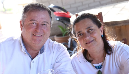  Patricio Mendizábal y Cristina Alcalde.