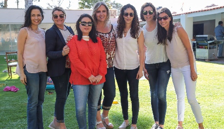  Gaby Gómez, Claudia Zermeño, Bety Valadés, Ana Clara Bárcena, Mónica Abud, Lu Abud y Mónica Goldaracena.
