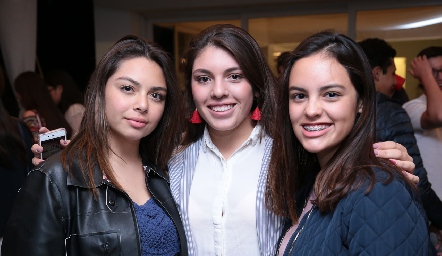 Aylin Sánchez, Melissa Torres y Marthita Ricavar.