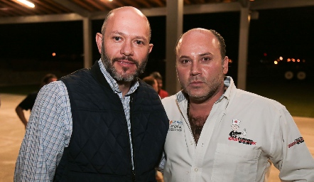  Alejandro Hampshire y Marco Antonio Orozco.